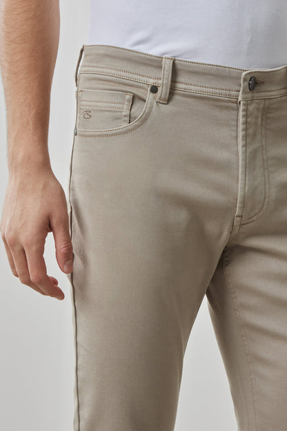 Linear Stretch Pant in Sand