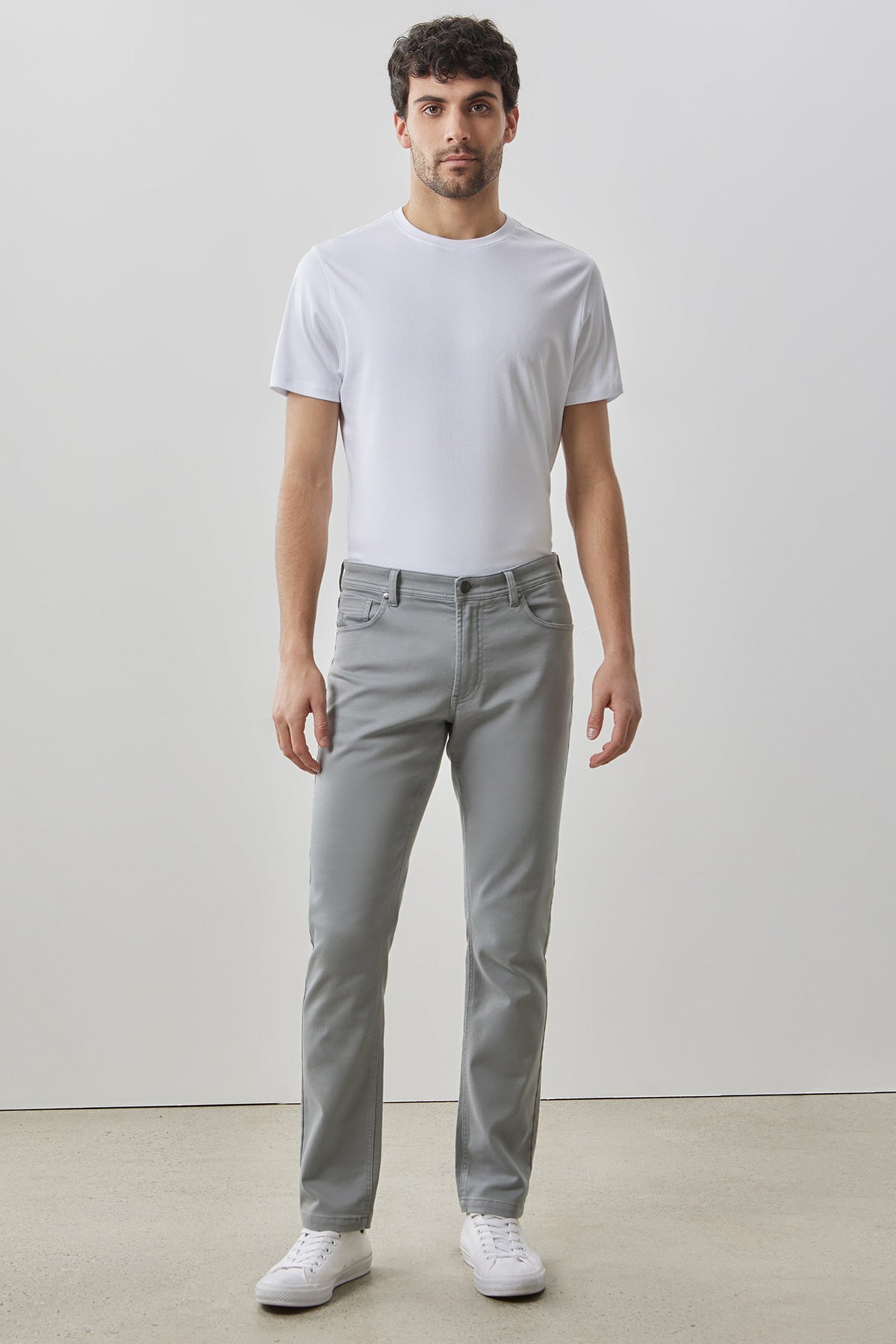 Linear Stretch Pant in Light Grey