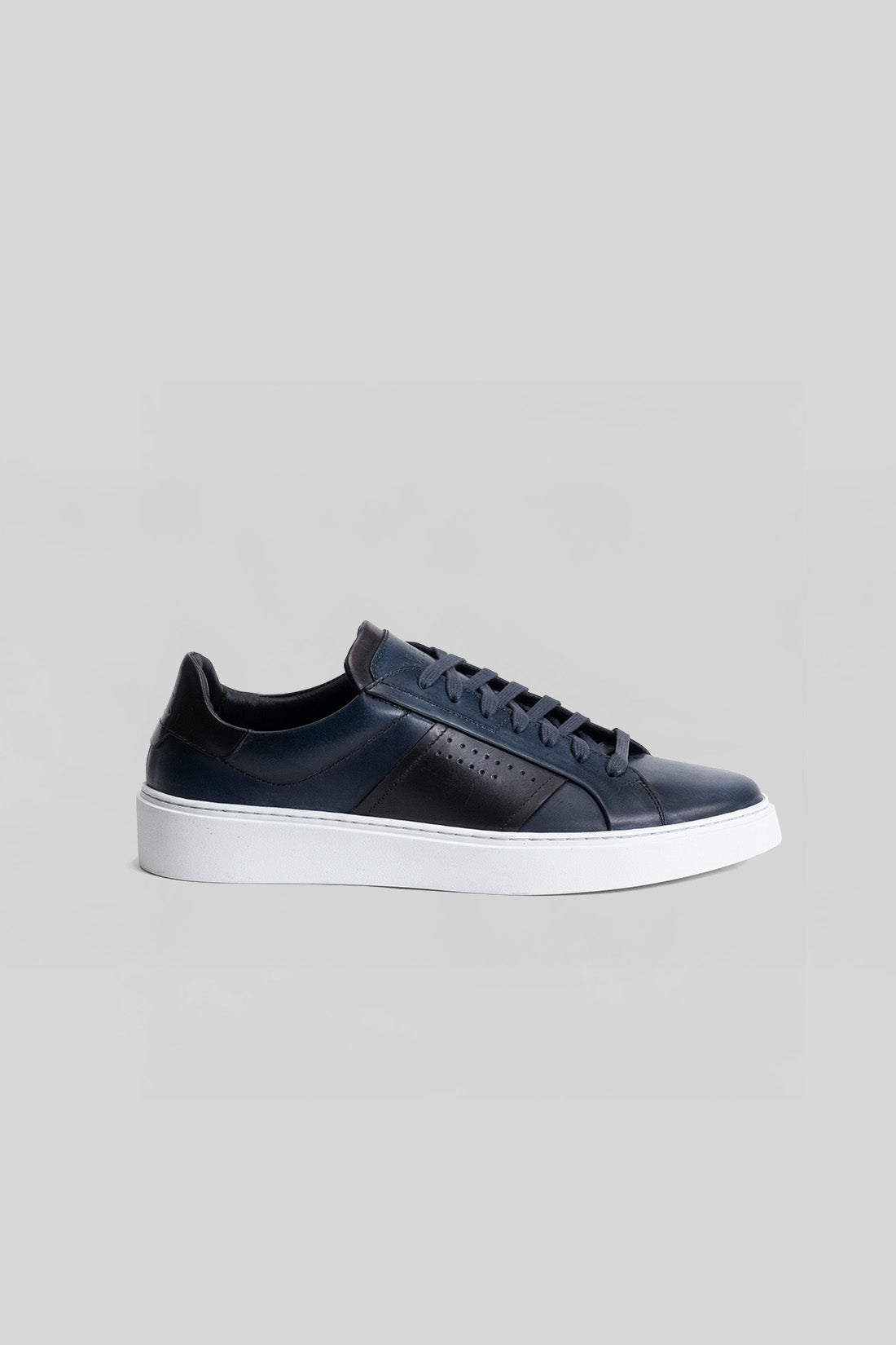 Dion Sneaker