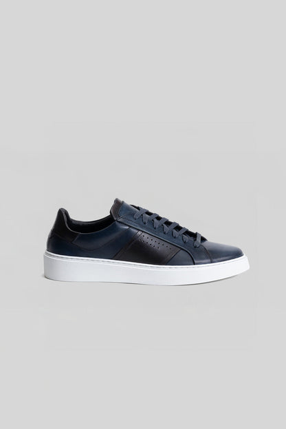 Dion Sneaker