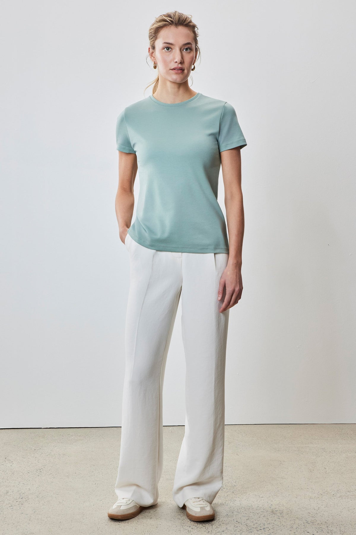 Barakett Women'S Tee