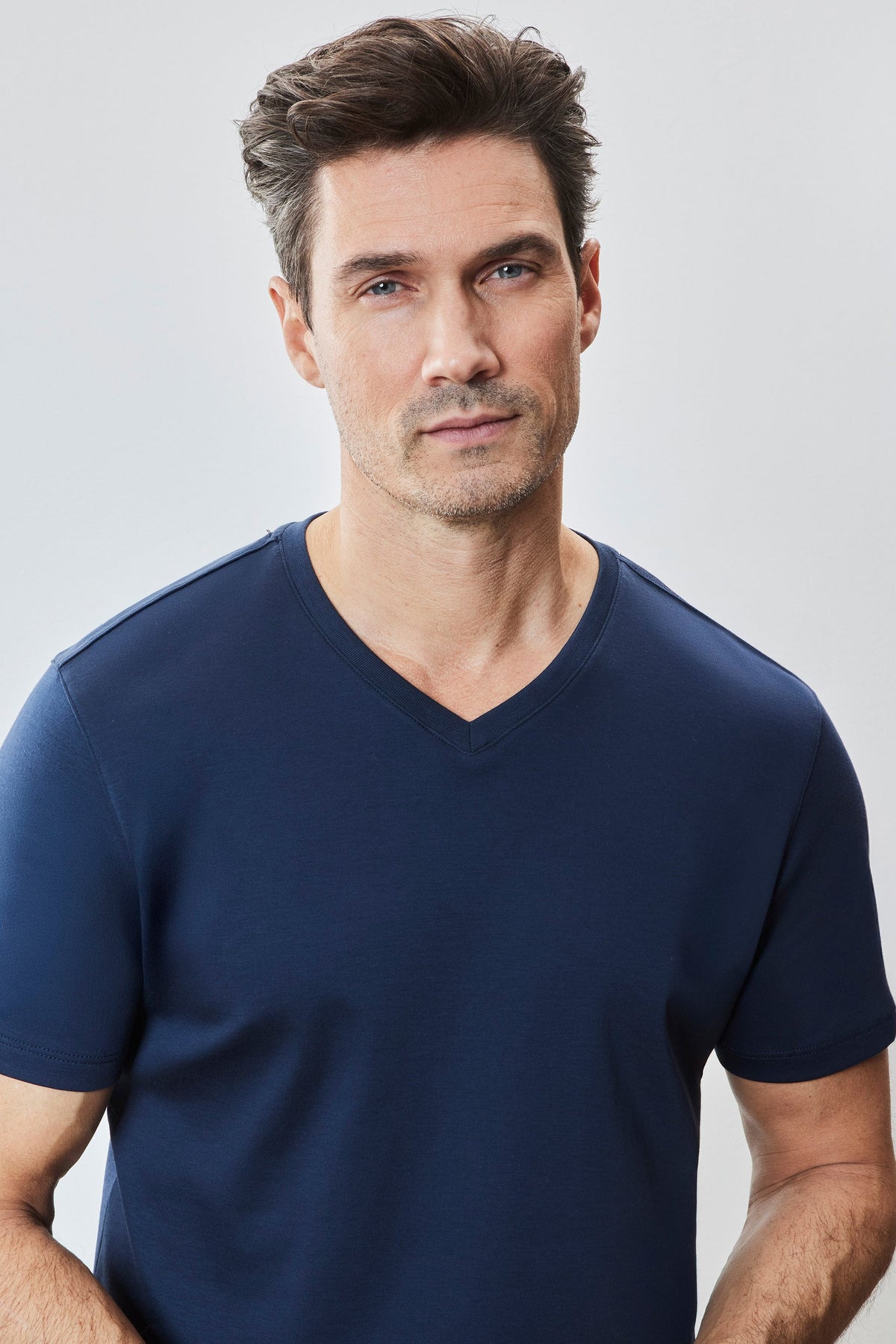 Men's Pima Cotton V-Neck T-Shirt in Navy Blue