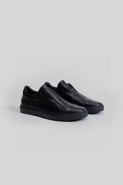 Delta Sneaker