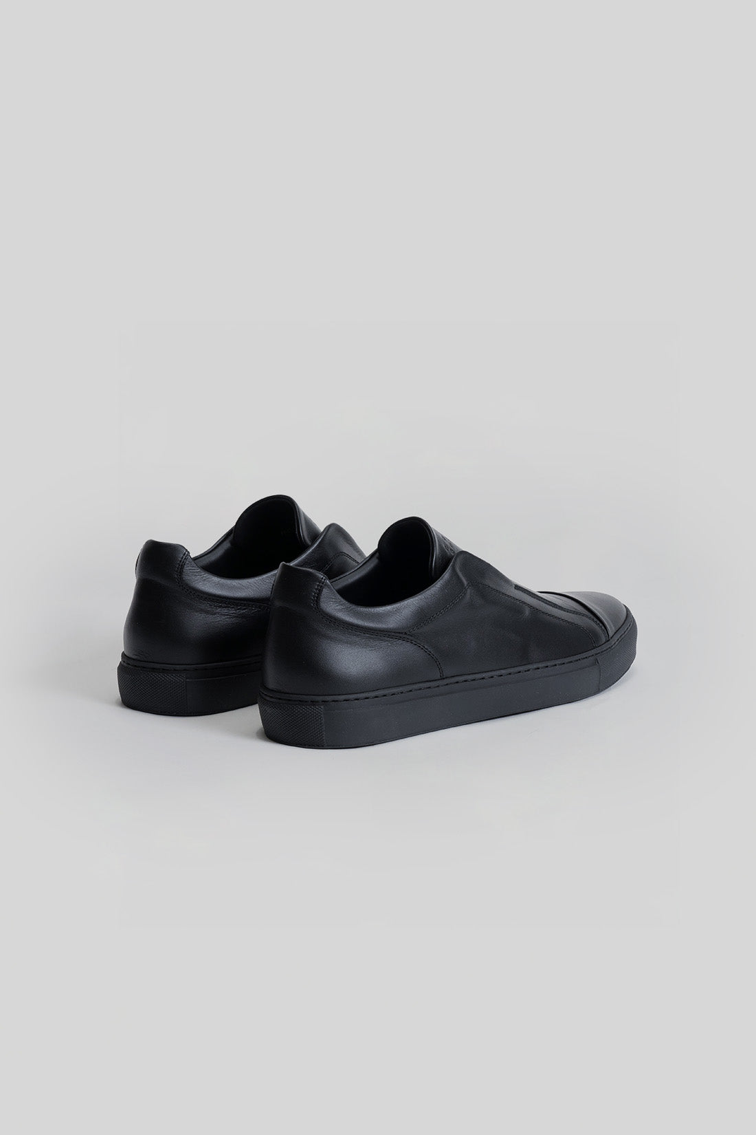 Delta Sneaker