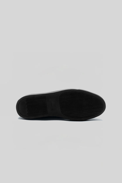 Delta Sneaker